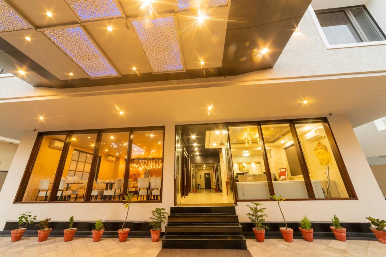 Hotel Siddhartha Inn Udaipur Extérieur photo